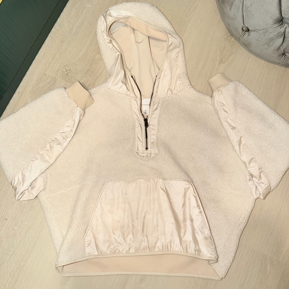 H&M Cream Hooded Women's Top